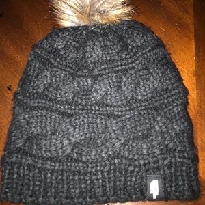 Woman’s North Face Knot Pom Pom Hat